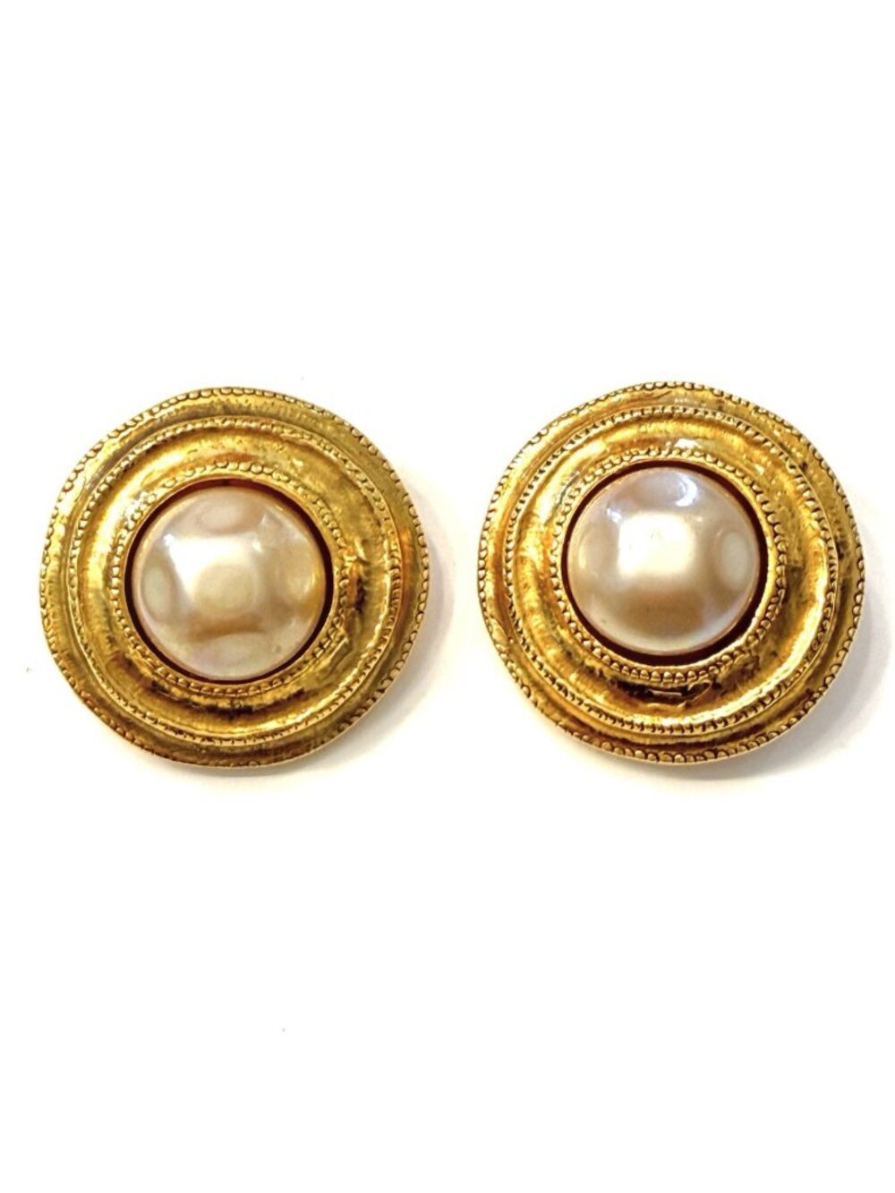 CHANEL Vintage Faux Pearl Lux GLAM Button Earrings • Byzantine Gold Tone